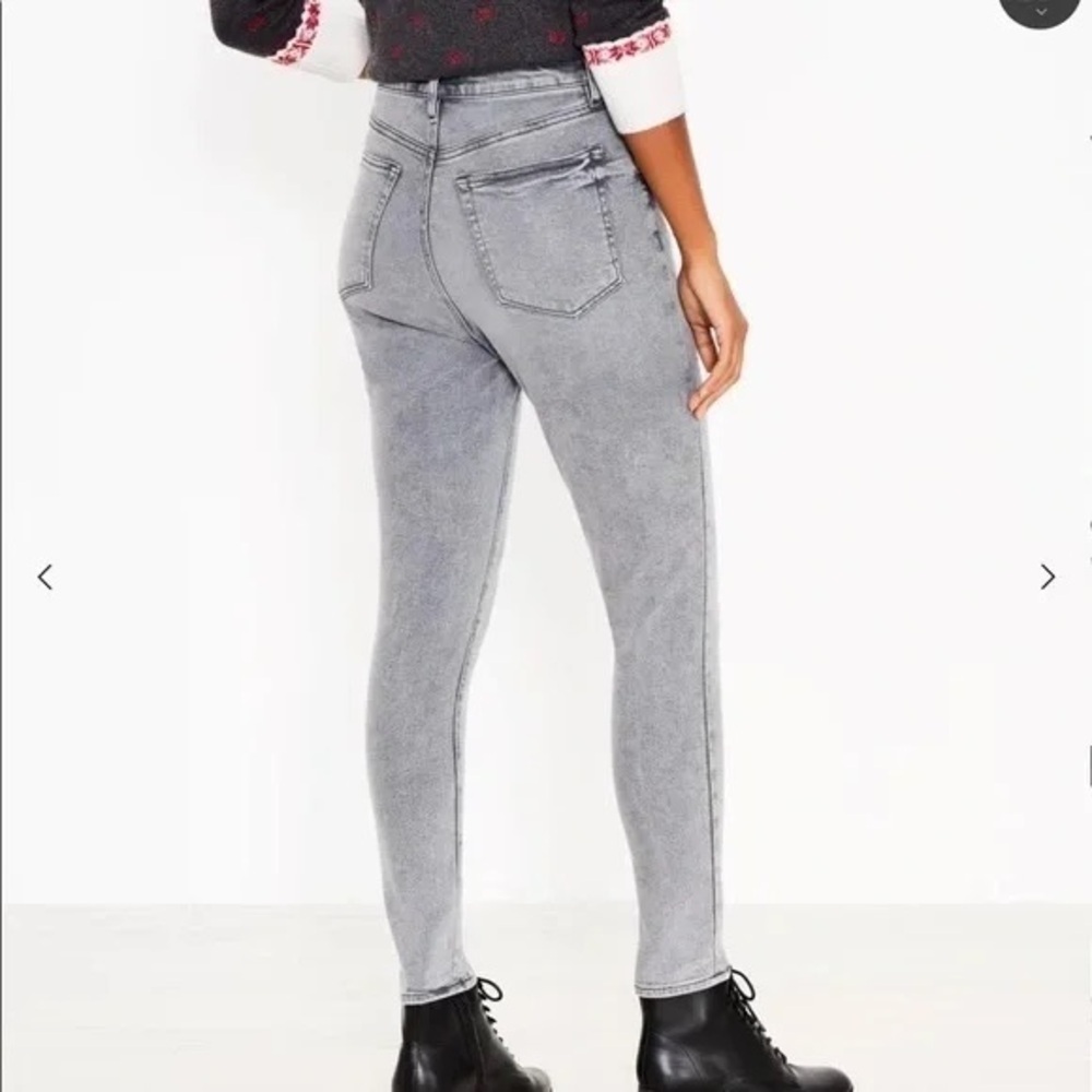 Loft | Button Front High Rise Skinny Jeans in Light Vapor Grey - Picture 2 of 5
